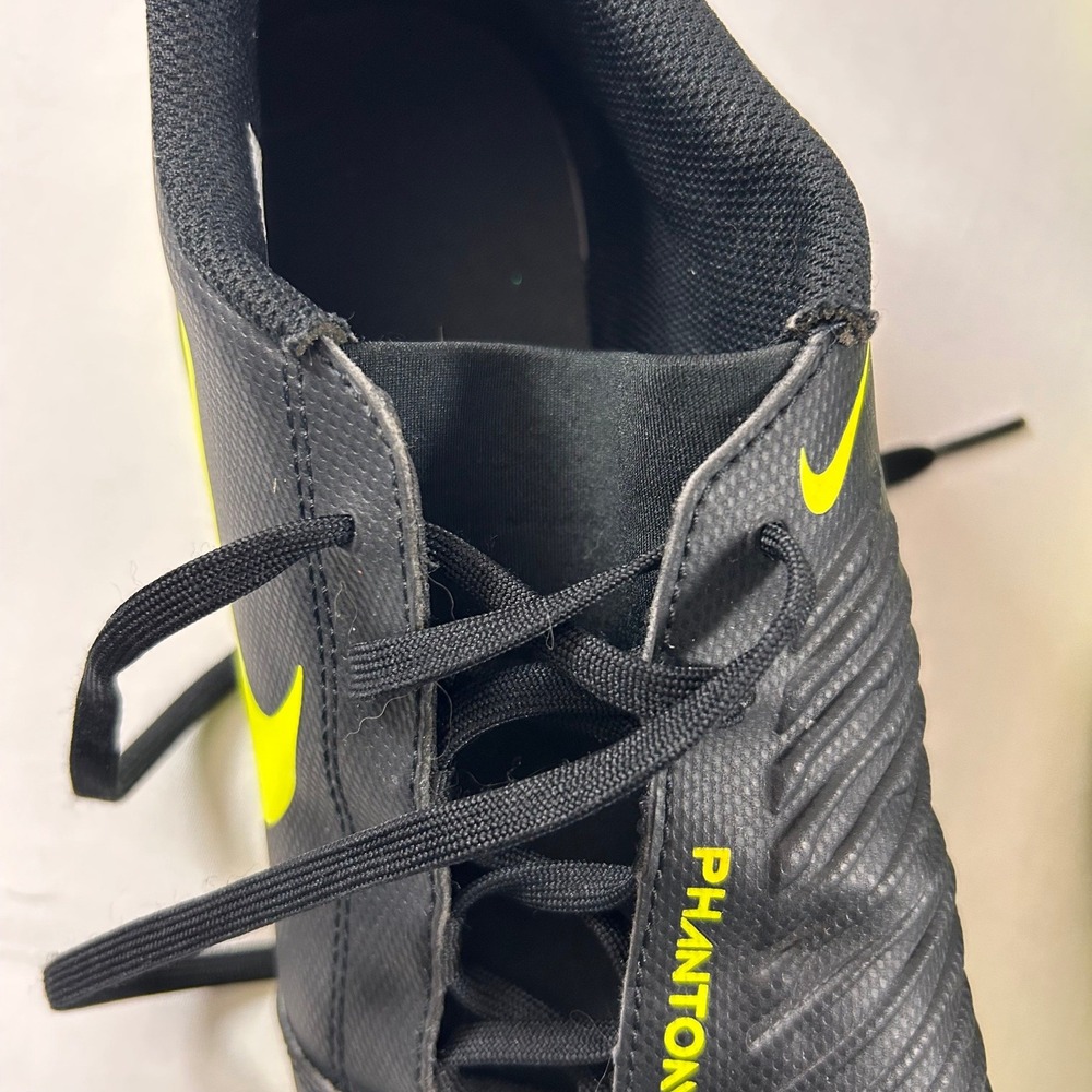 Nike Shoes Mens 12 Black Phantom Venom Academy IC Indoor Soccer Volt AO0570-007 - Picture 4 of 12